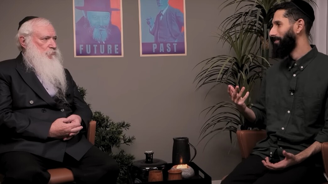 תפקיד ההורים בחיים שלנו- רגע של חכמה הרב מאניס פרידמן