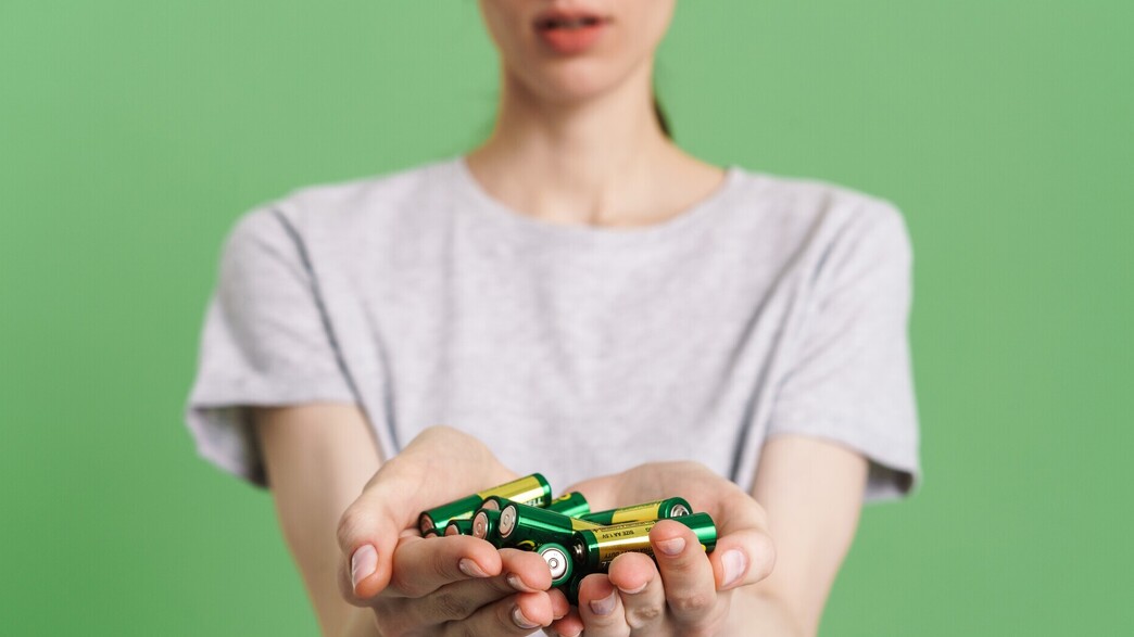 5 דברים שחובה לדעת על מחזור סוללות