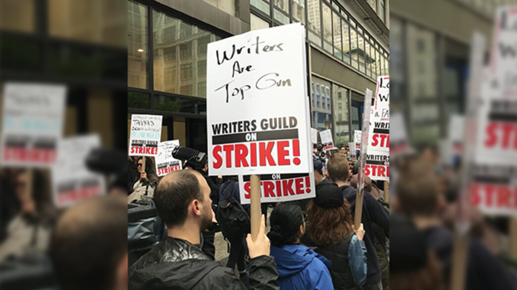 שביתת התסריטאים בהוליווד (צילום: לפי סעיף 27א' לחוק זכויות יוצרים)