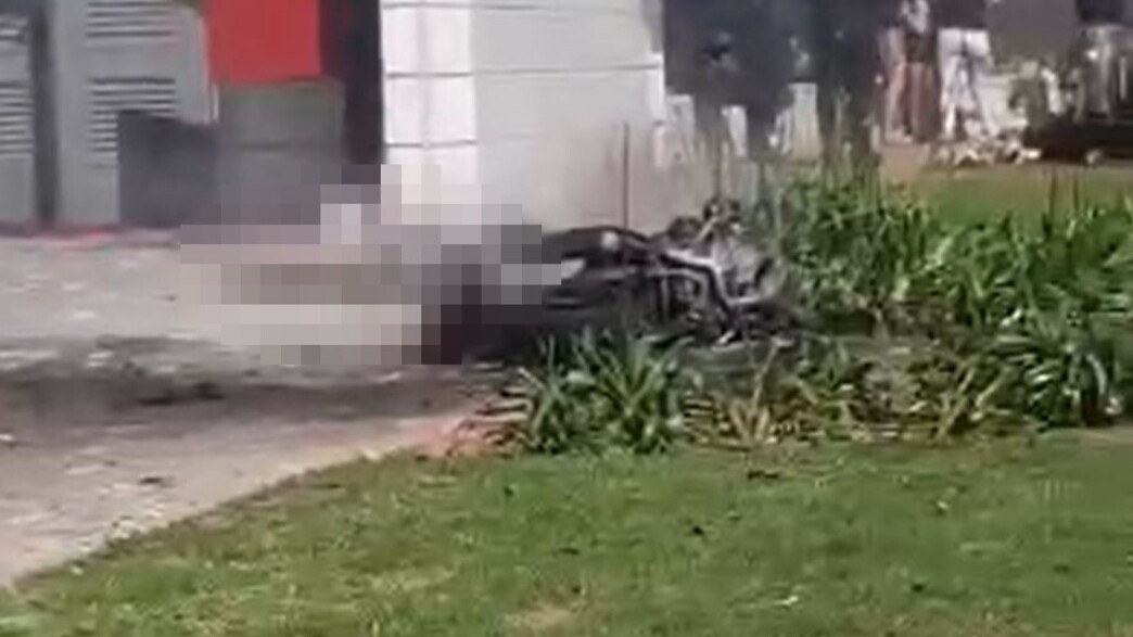 האופנוע לאחר הפיצוץ בנתניה