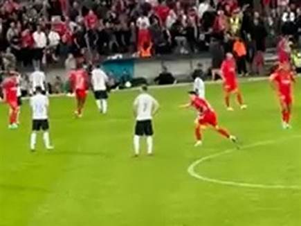 הטענה של סביבת אצילי: לופס חגג מול בהפגנתיות