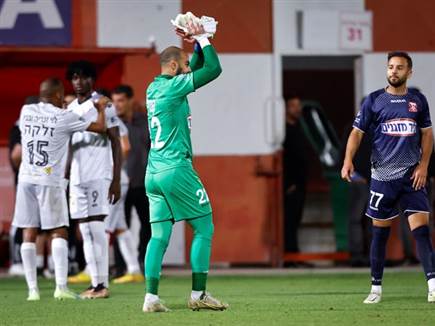 שהוחלף עם פציעה לקול תשואות הקהל (מאור אלקסלסי)