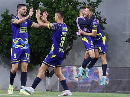 השאיר סופית את המועדון הקטן בליגת העל (צילום: דני מרון)