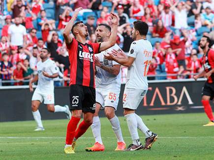 אך הפועל חיפה סיימה מתוסכלת (קובי אליהו)