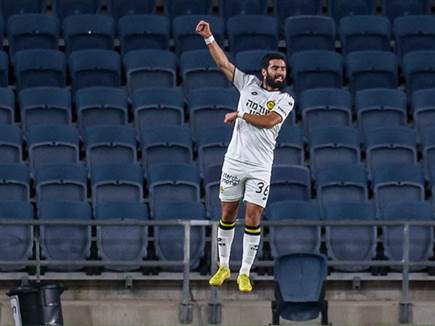 שער בכורה למלך השערים בנוער. אליהו (ברני ארדוב)