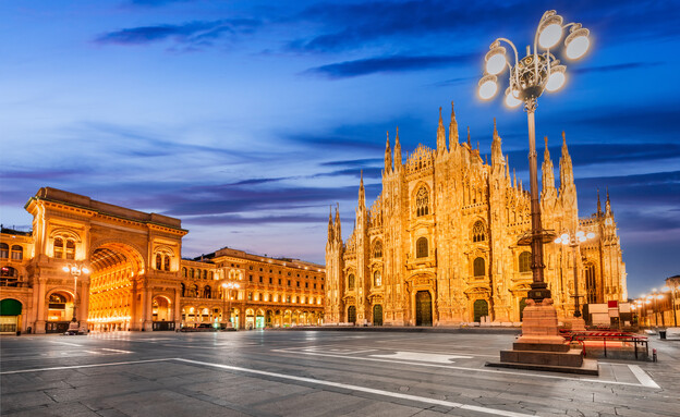 הדואומו, הכיכר המרכזית במילאנו