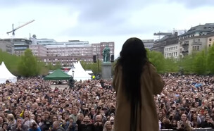 לורין מופיעה בשוודיה אחרי הניצחון (צילום: מתוך YouTube)