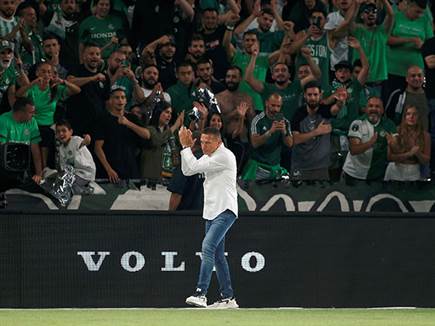 נפרד מהקהל (אלן שיבר)