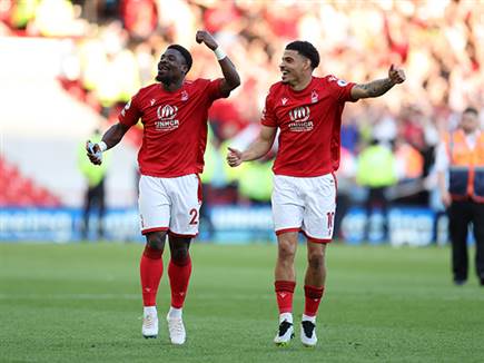 פורסט חגגה הישארות לעונה נוספת בליגה הבכירה (Catherine Ivill/Getty Images)