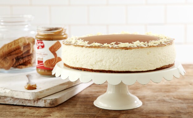 עוגת לוטוס, גבינה ושוקולד לבן (צילום: דניה ויינר, mako אוכל)