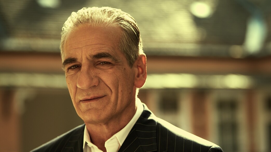 אלון אבוטבול אלון אבוטבול