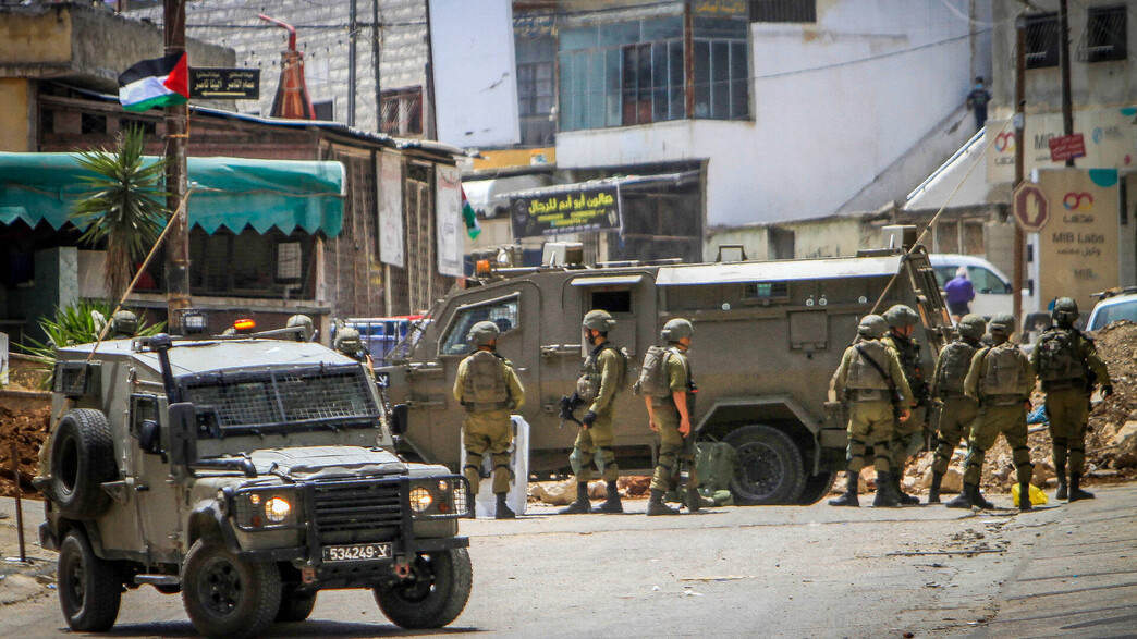 כוחות מילואים של צה"ל מפטרלים בחווארה