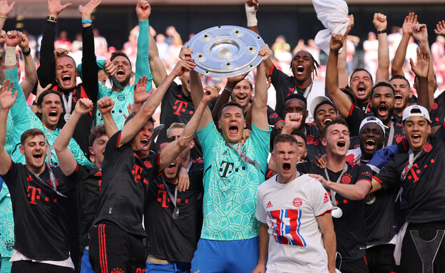 באיירן מינכן זכתה באליפות גרמניה (צילום: reuters)