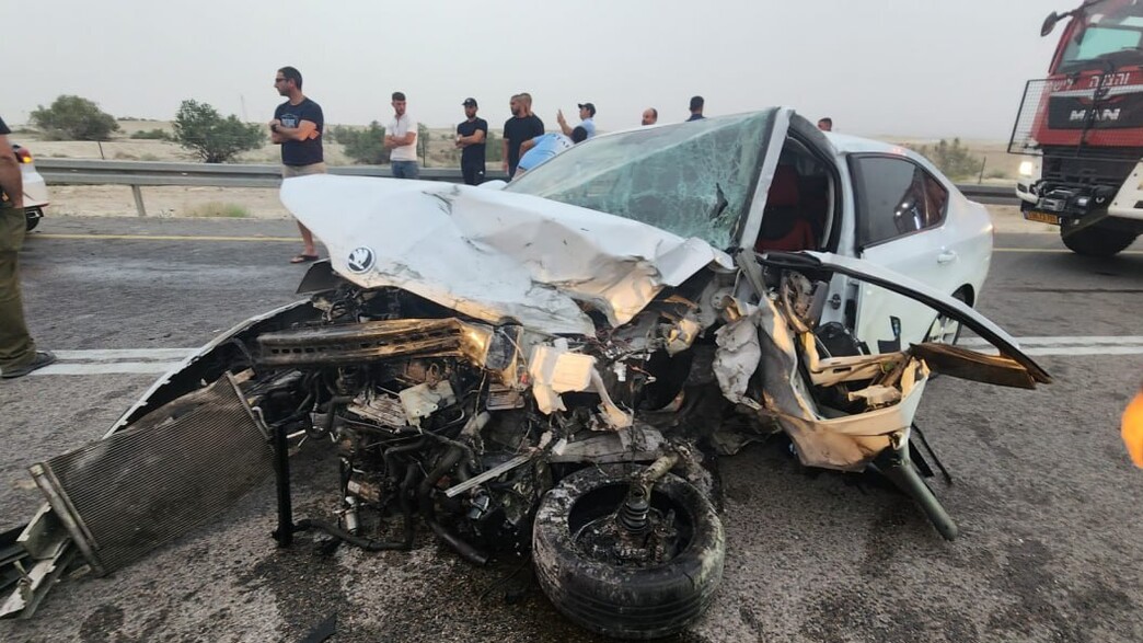 זירת תאונת הדרכים בכביש 90