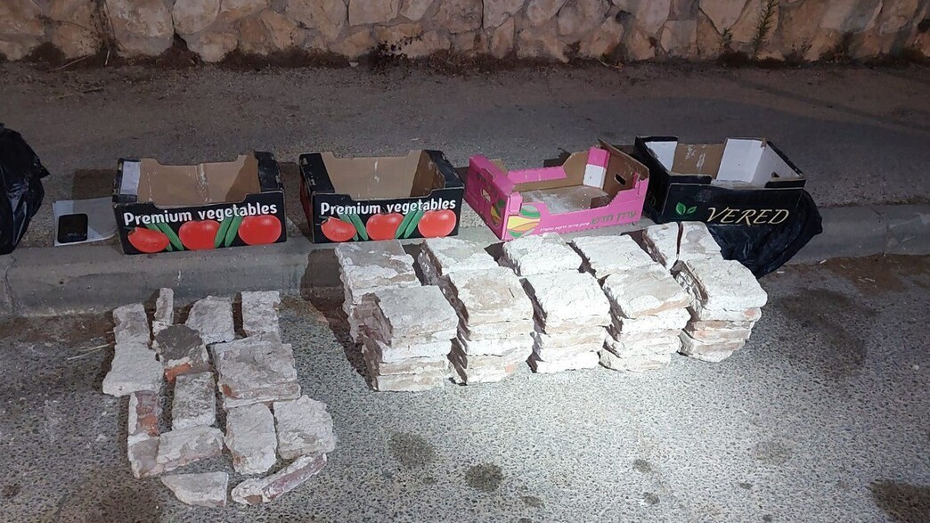 הממצאים שנמצאו ברכבו של החשוד