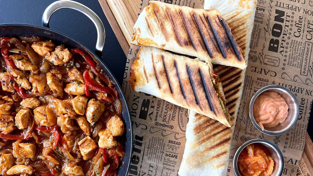 חזה עוף בטורטייה