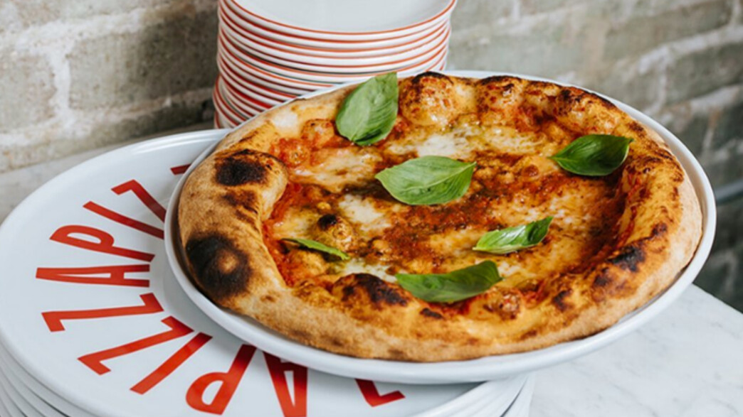 ג'ונז פיצה בר של מוטי טיטמן ג'ונז פיצה בר של מוטי טיטמן