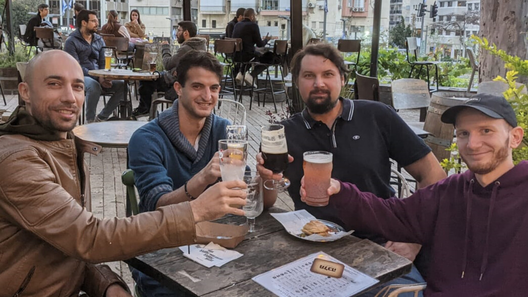 מייסדי אפליקציית שייקר מייסדי אפליקציית שייקר