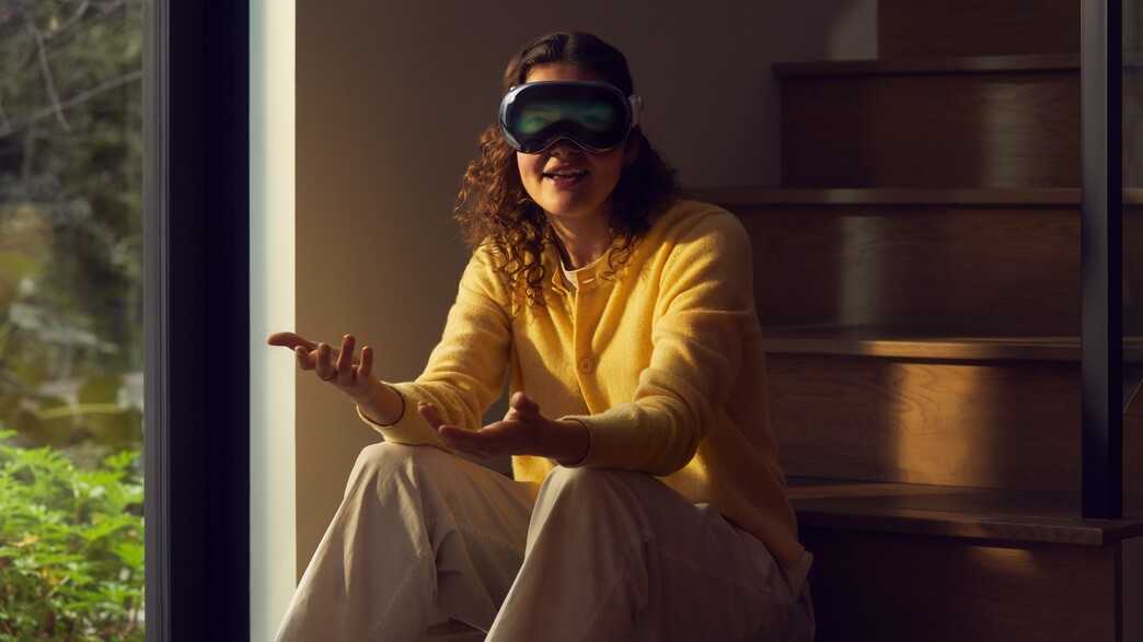 משקפי Vision Pro של אפל / מציאות רבודה / מעורבת