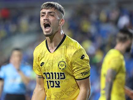 האופציה מומשה. בילו (ברני ארדוב) (צילום: ספורט 5)