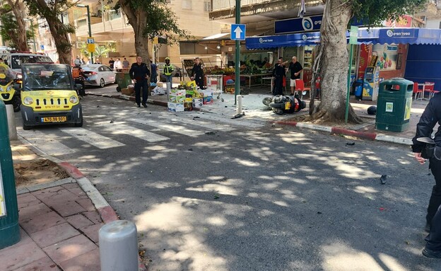 פיצוץ אופנוע ברחוב רש"י ברמת גן (צילום: תיעוד מבצעי מד"א)