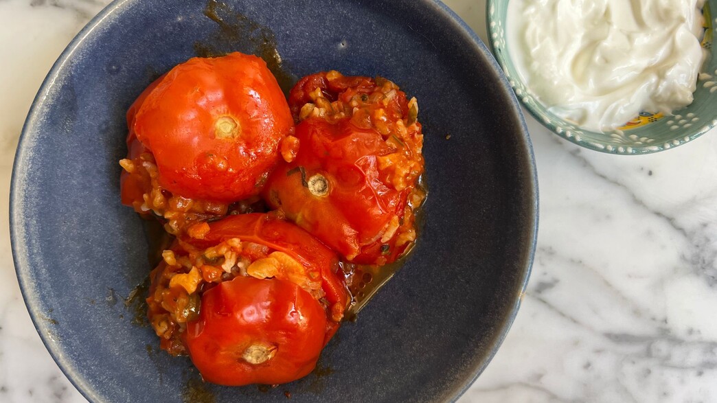 עגבניות ממולאות צמחוניות