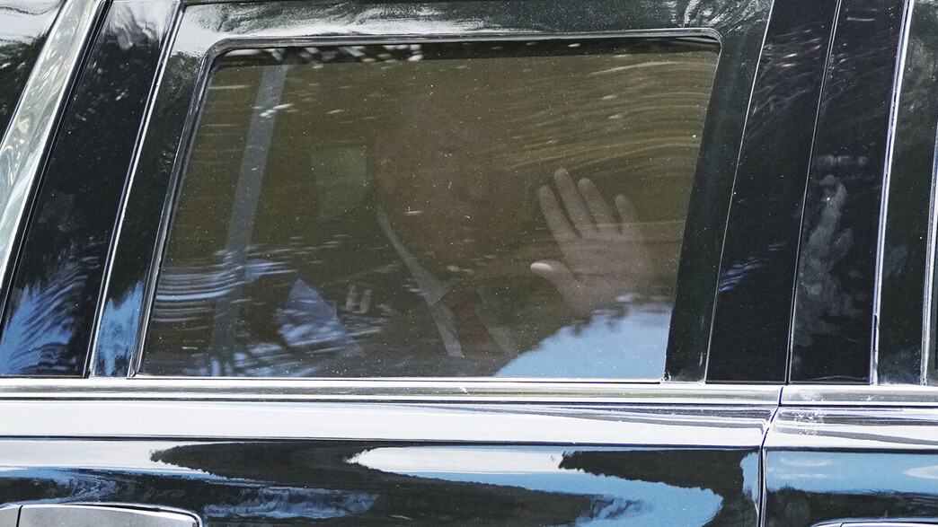 דונלד טראמפ מגיע לבית המשפט במיאמי דונלד טראמפ מגיע לבית המשפט במיאמי