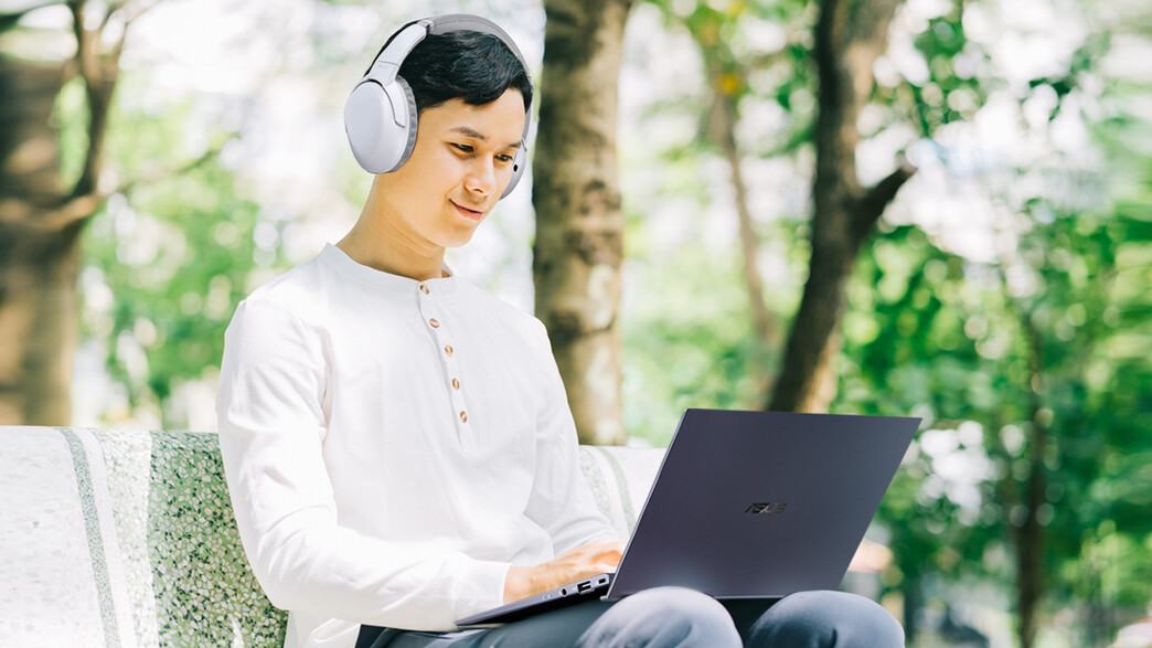 ASUS EXPERTBOOK
