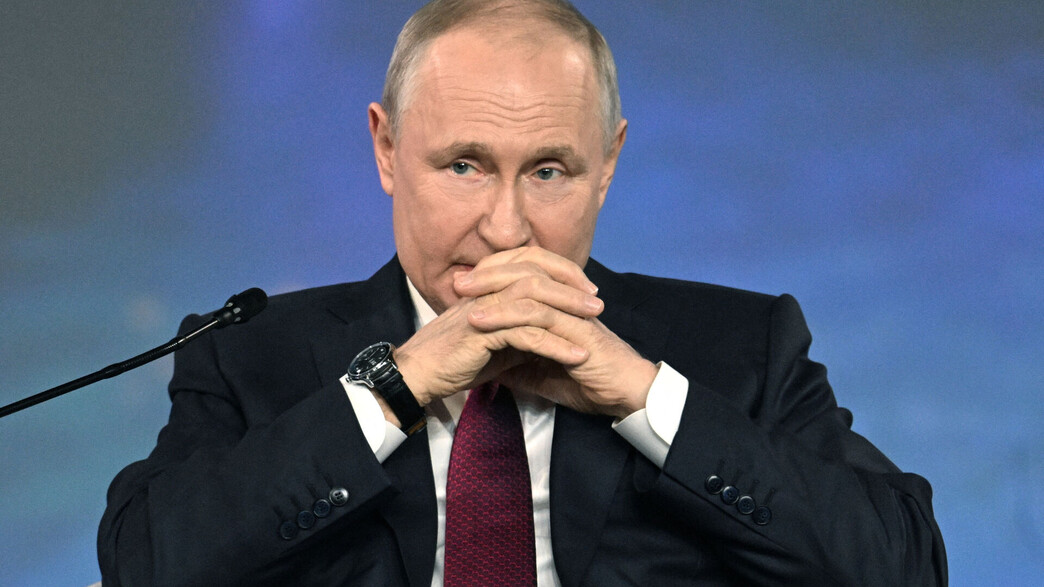 פוטין בפורום הכלכלי בסנט פטרבורג