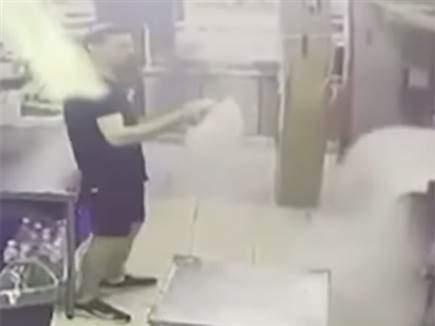 העשן הכבד (צילום מסך מתוך הטלגרם של דניאל עמרם)