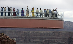 הגשר הגבוה בגרנד קניון, Grand Canyon Skywalk (צילום: Ann Johansson, Getty Images)