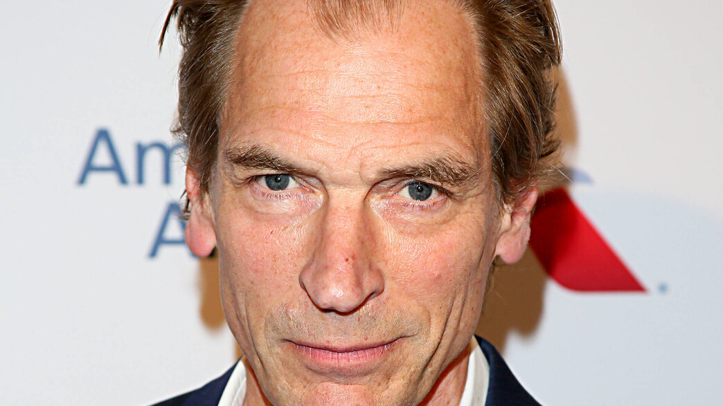 ג'וליאן סנדס ג'וליאן סנדס