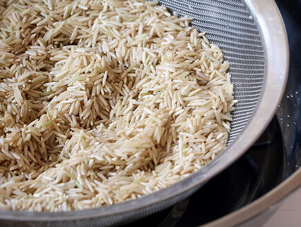 אורז אורז מלא - שטוף (צילום: נטע-חן ליבנה, mako אוכל)