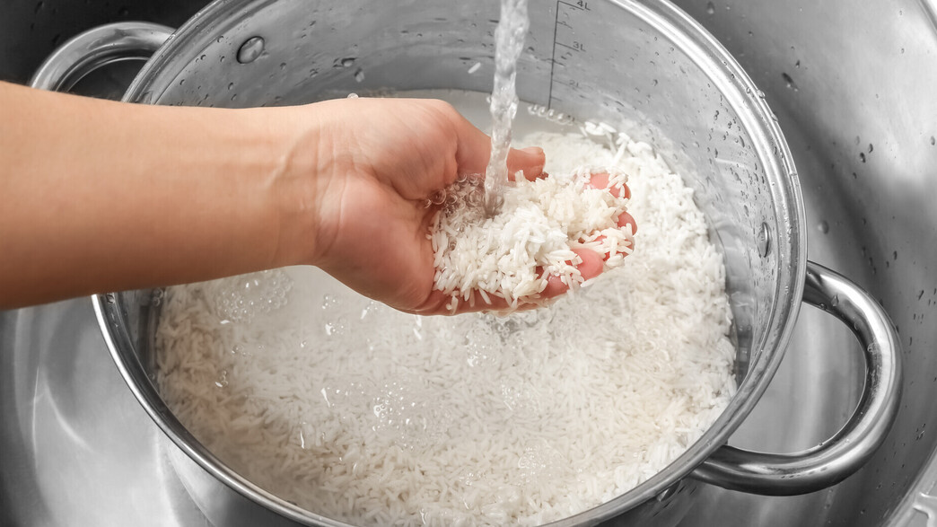 שוטפת  אורז (צילום: שאטרסטוק)
