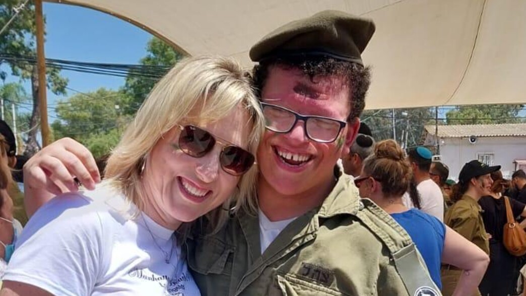 נטלי שטיין ובנה איתן - עמותת גדולים במדים