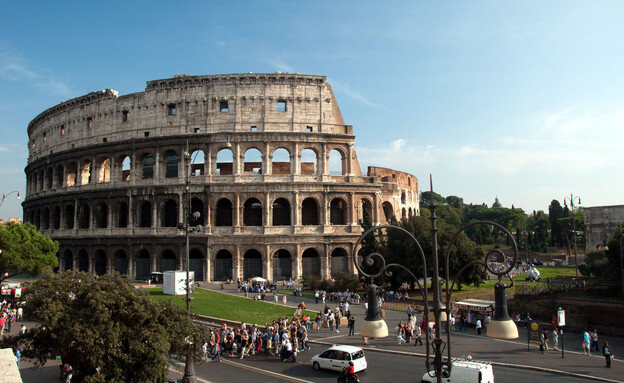 קולוסיאום רומא איטליה  (צילום: Matej Hudovernik, getty images)