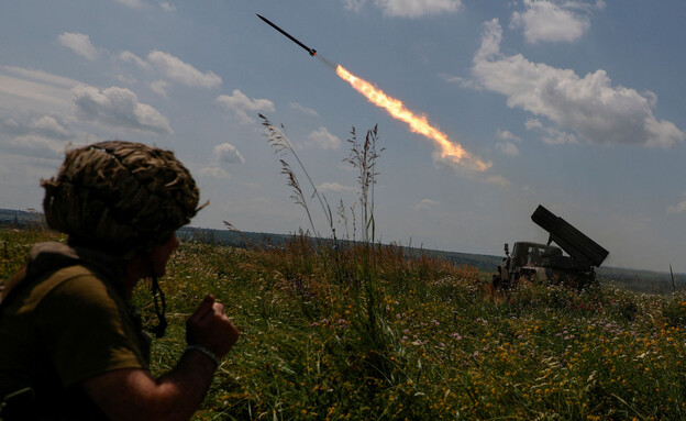 הכוחות האוקראינים בחזית הלחימה מול רוסיה (צילום: רויטרס)