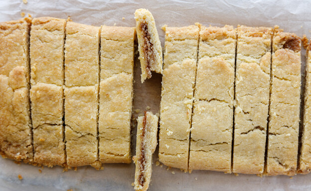 אצבעות בצק פריך קינמון. נמס בפהההה