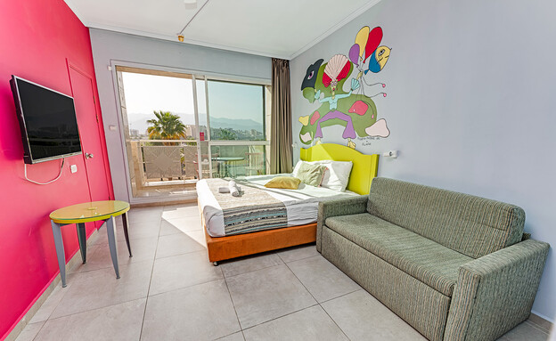 אברהם הוסטל-מגזין - 37 אברהם הוסטל-מגזין - 37