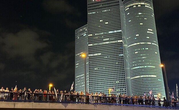 ההפגנה לאחר התפטרות אשד, נתיבי איילון (צילום: ענבל אורפז, לשימוש ערוץ דיגיטל)