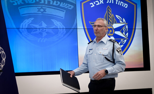 ניצב עמי אשד הפורש, מפקד מחוז תל אביב (צילום: אבשלום ששוני, פלאש 90)