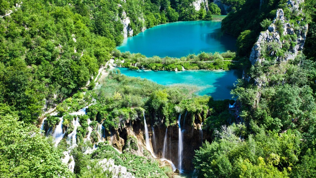 אגם פליטביצה, קרואטיה (צילום: Sergey Tsvetkov, Shutterstock)