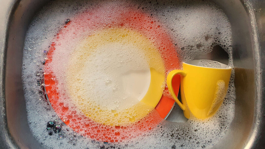 כלים בכיור, השרייה