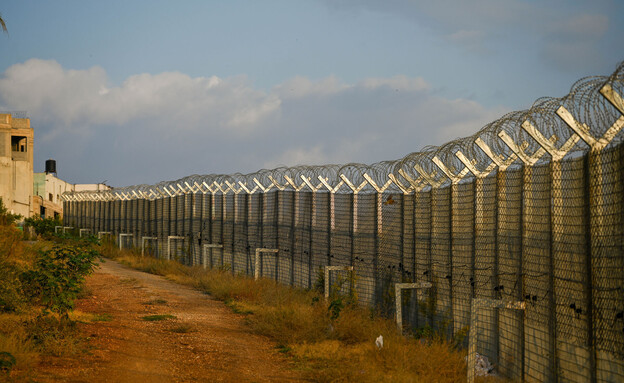 גדר הגבול בכפר רג'ר, 2022 (צילום: מיכאל גלעדי, פלאש 90)