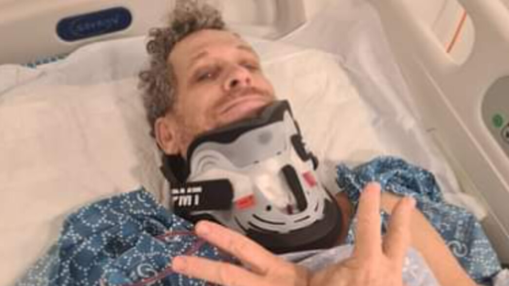 אחרי הניתוח: ירמי קפלן משתף במצבו (צילום: מתוך עמוד הפייסבוק של ירמי קפלן)