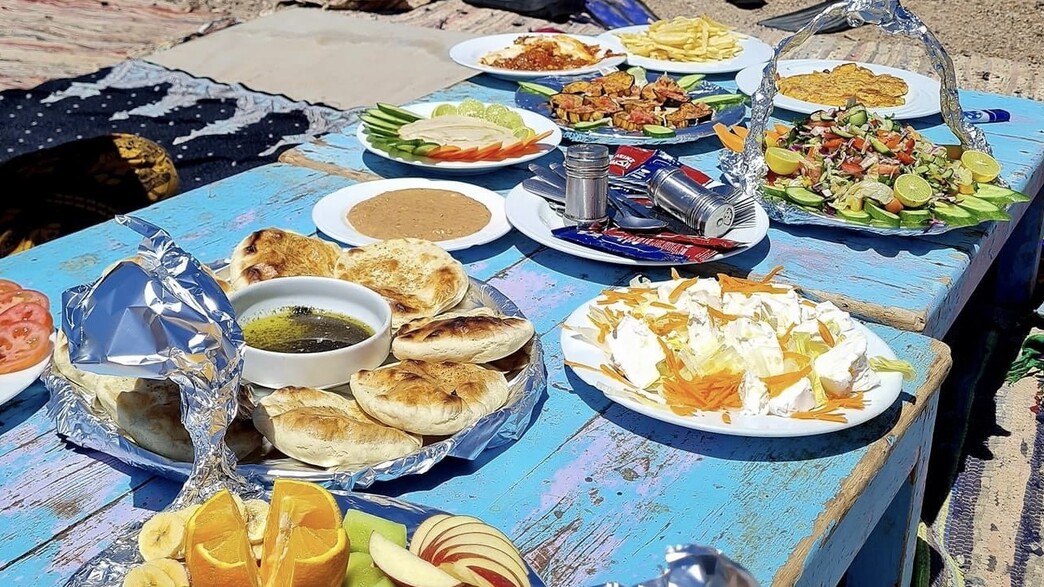 איזה בופה. ליטל האד קאמפ איזה בופה. ליטל האד קאמפ