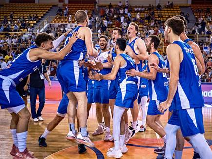 (FIBA) (צילום: ספורט 5)