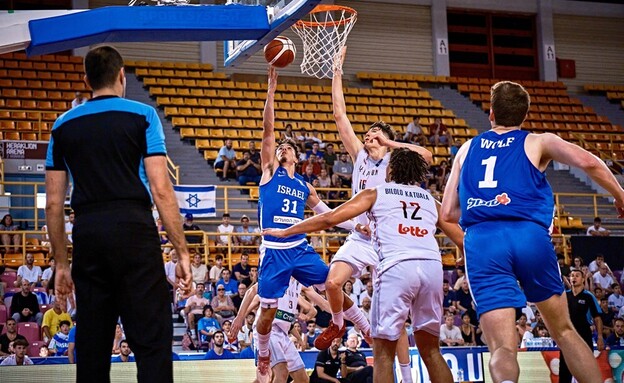 ישראל בלגיה אליפות אירופה בכדורסל (צילום: FIBA PHOTOS)