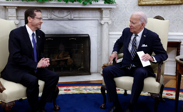 הנשיא ביידן והנשיא הרצוג בפגישה בבית הלבן (צילום: רויטרס)