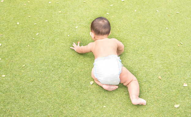 תינוק בחצר, אילוסטרציה (צילום: 123rf)